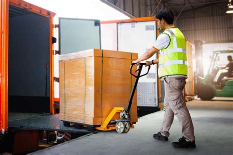 gucci addetto ufficio logistica